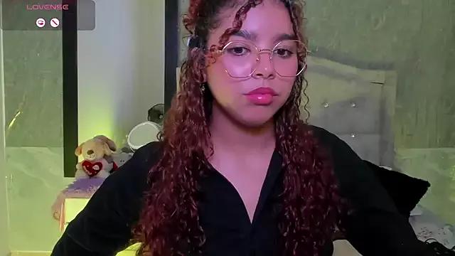 Check-out the world of girls and talk with our steaming hot slutz, bringing your desired characters to life with authentic apparel and cam streams.