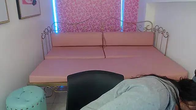 Check-out the world of girls and talk with our steaming hot slutz, bringing your desired characters to life with authentic apparel and cam streams.