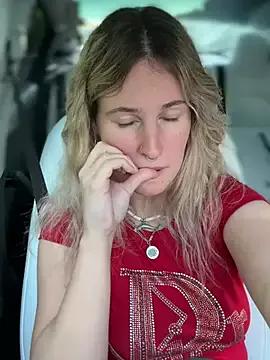 BabyCalipornia from StripChat is Freechat