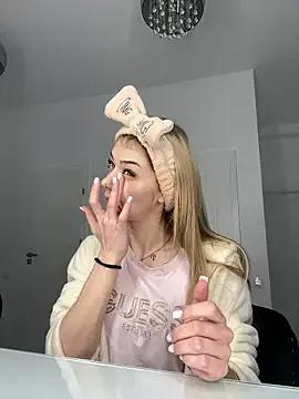 Check-out the world of girls and talk with our steaming hot slutz, bringing your desired characters to life with authentic apparel and cam streams.
