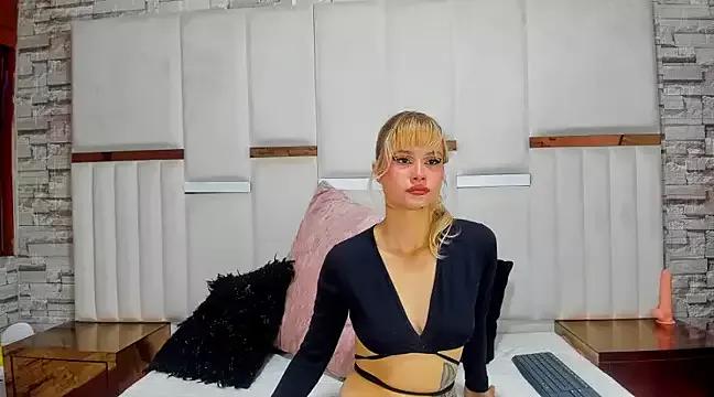 Check-out the world of girls and talk with our steaming hot slutz, bringing your desired characters to life with authentic apparel and cam streams.