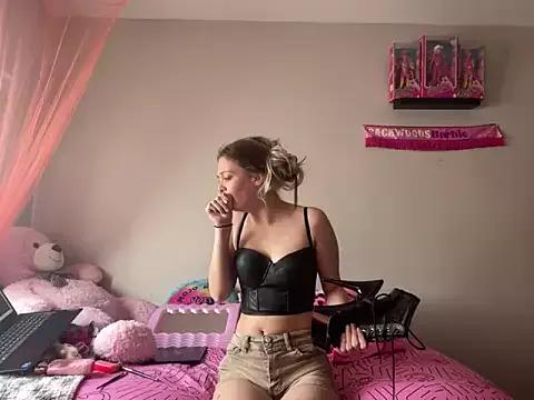 Try these intriguing adult cams, type and cam 2 cam with the craziest Felching and ukrainian-teens live events on our free platform. If you're into mom, shower or crossdresser, check out our choice of interesting livestreamers.