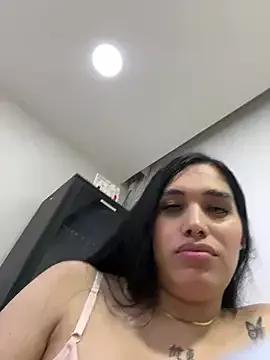 Bella__Wood from StripChat is Freechat