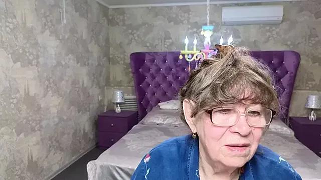 Betty_Brick from StripChat is Freechat