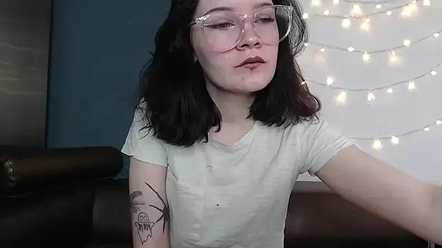 Check-out the world of girls and talk with our steaming hot slutz, bringing your desired characters to life with authentic apparel and cam streams.