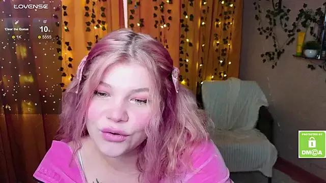 Check-out the world of girls and talk with our steaming hot slutz, bringing your desired characters to life with authentic apparel and cam streams.