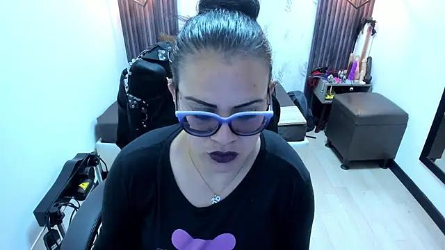Check-out the world of girls and talk with our steaming hot slutz, bringing your desired characters to life with authentic apparel and cam streams.