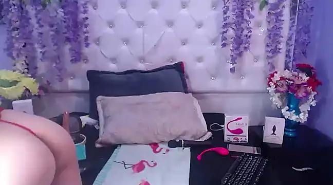 Check-out the world of girls and talk with our steaming hot slutz, bringing your desired characters to life with authentic apparel and cam streams.