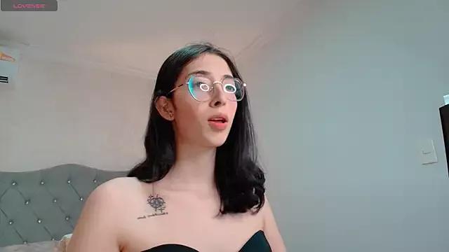brooklove_doll from StripChat is Freechat