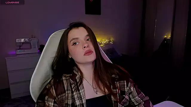 BrownEyesSunshine from StripChat is Freechat