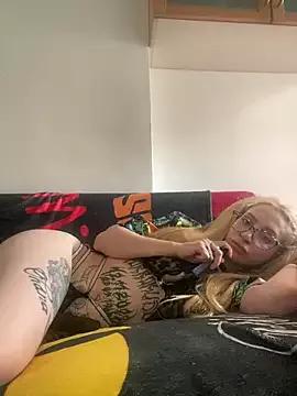 Bunny-rose from StripChat is Freechat