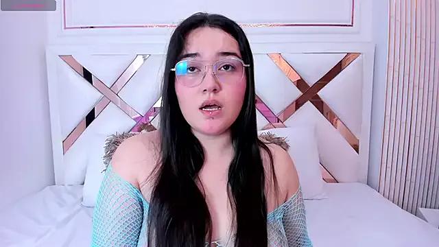 Check-out the world of girls and talk with our steaming hot slutz, bringing your desired characters to life with authentic apparel and cam streams.