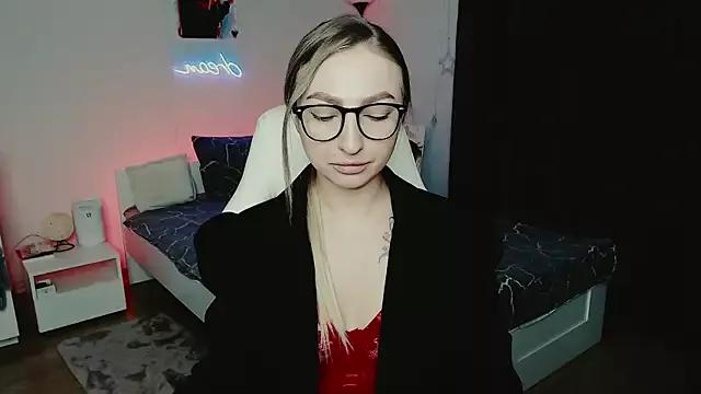 Check-out the world of girls and talk with our steaming hot slutz, bringing your desired characters to life with authentic apparel and cam streams.