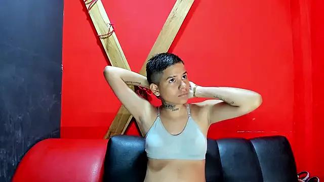 cami_hots from StripChat is Freechat