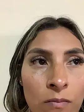 cami_leon from StripChat is Freechat