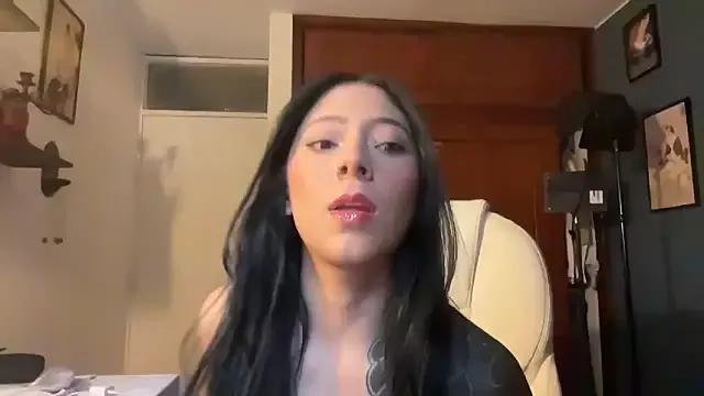 camila3__ from StripChat is Freechat