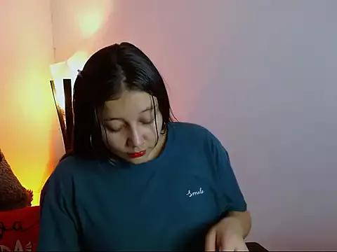 camila_lewis from StripChat is Freechat