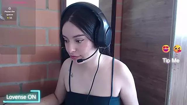Check-out the world of girls and talk with our steaming hot slutz, bringing your desired characters to life with authentic apparel and cam streams.