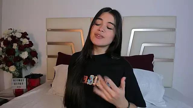 Check-out the world of girls and talk with our steaming hot slutz, bringing your desired characters to life with authentic apparel and cam streams.
