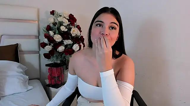 Check-out the world of girls and talk with our steaming hot slutz, bringing your desired characters to life with authentic apparel and cam streams.