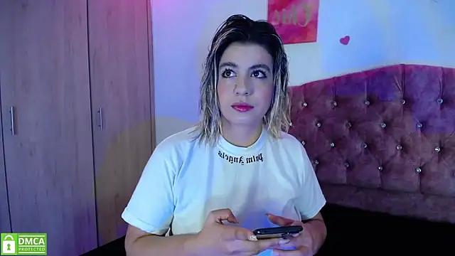 Check-out the world of girls and talk with our steaming hot slutz, bringing your desired characters to life with authentic apparel and cam streams.