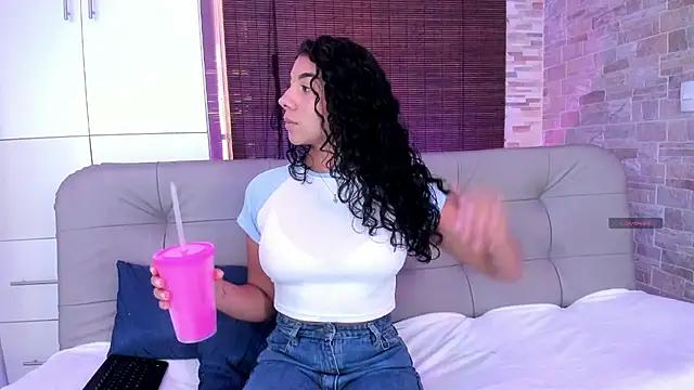 Check-out the world of girls and talk with our steaming hot slutz, bringing your desired characters to life with authentic apparel and cam streams.