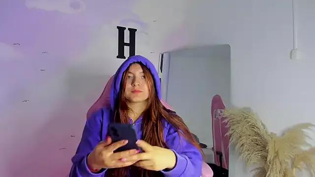 carolayrosse from StripChat is Freechat