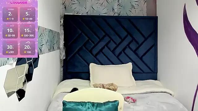 Chantal_Rose__ from StripChat is Freechat