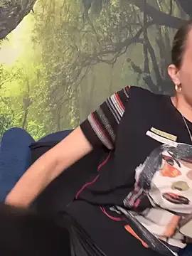 Check-out the world of girls and talk with our steaming hot slutz, bringing your desired characters to life with authentic apparel and cam streams.
