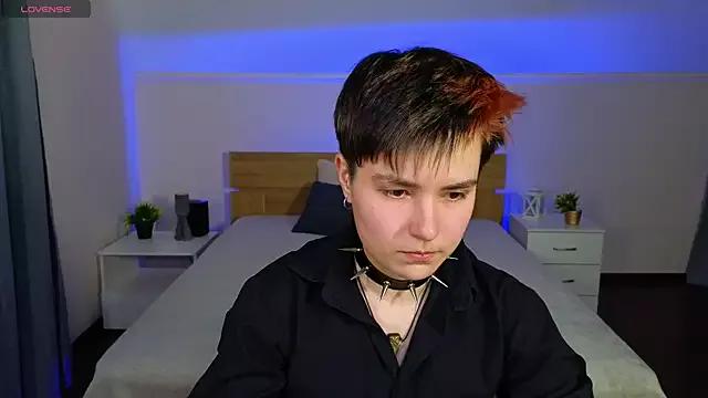 CharlieeAdams from StripChat is Freechat