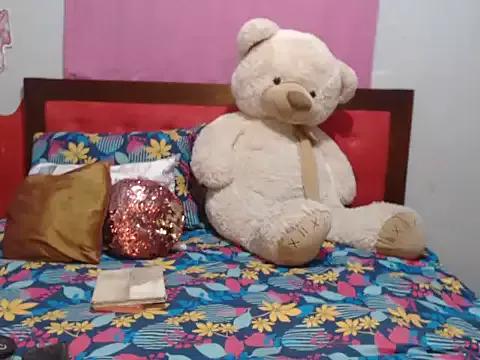Charlot_suny_dirty from StripChat is Freechat