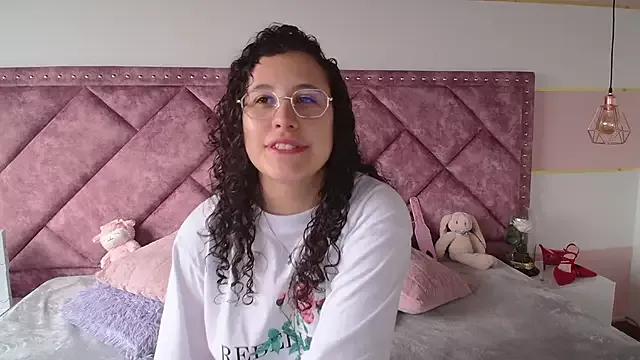 Check-out the world of girls and talk with our steaming hot slutz, bringing your desired characters to life with authentic apparel and cam streams.