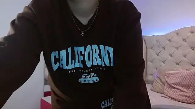 Check-out the world of girls and talk with our steaming hot slutz, bringing your desired characters to life with authentic apparel and cam streams.