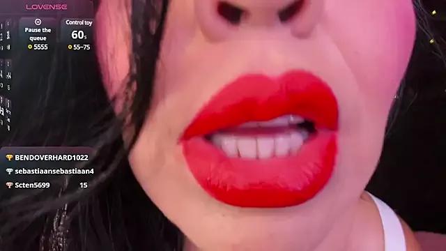 Check-out the world of girls and talk with our steaming hot slutz, bringing your desired characters to life with authentic apparel and cam streams.