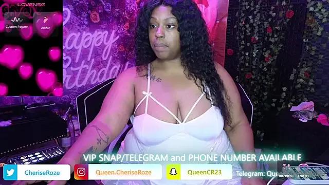 cheriserozequeen from StripChat is Freechat