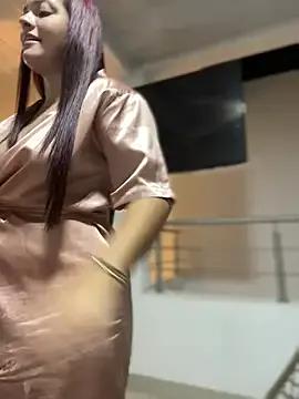 Check-out the world of girls and talk with our steaming hot slutz, bringing your desired characters to life with authentic apparel and cam streams.