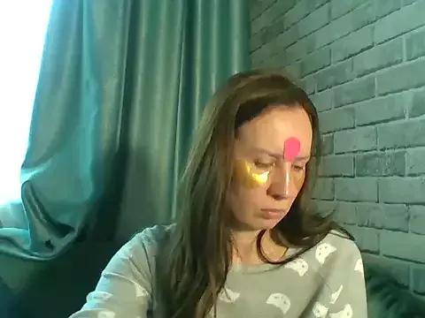 chokolatequeen from StripChat is Freechat