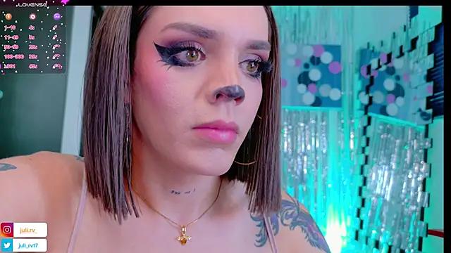 Check-out the world of girls and talk with our steaming hot slutz, bringing your desired characters to life with authentic apparel and cam streams.
