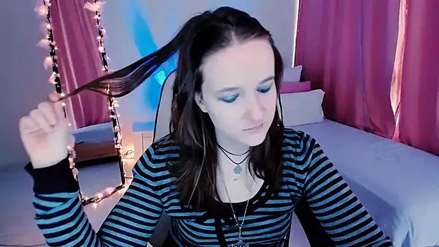 Clover_red from StripChat is Freechat