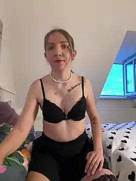 Check-out the world of girls and talk with our steaming hot slutz, bringing your desired characters to life with authentic apparel and cam streams.