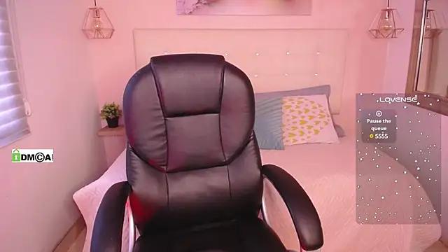 Check-out the world of girls and talk with our steaming hot slutz, bringing your desired characters to life with authentic apparel and cam streams.