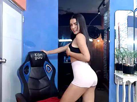 cristal_pp2 from StripChat is Freechat