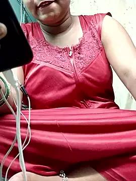 Cute-Aanya from StripChat is Freechat