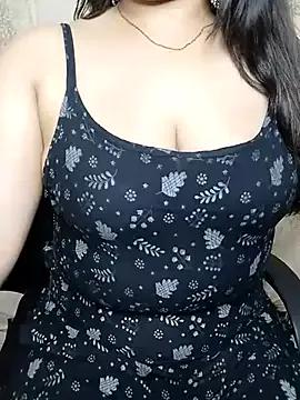 Cute-Akshi from StripChat is Freechat