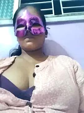 Cute-Monaa from StripChat is Freechat