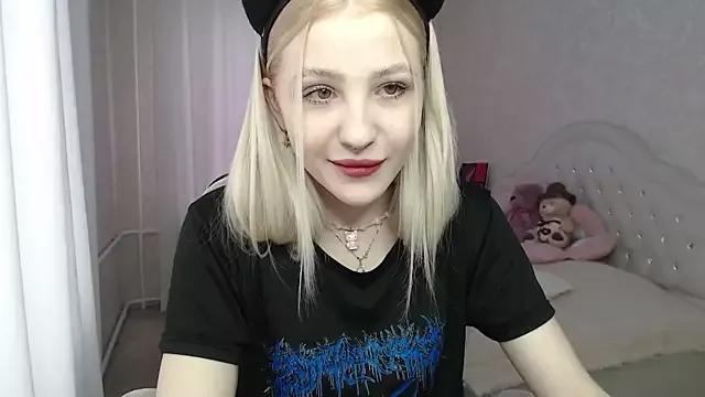 Check-out the world of girls and talk with our steaming hot slutz, bringing your desired characters to life with authentic apparel and cam streams.