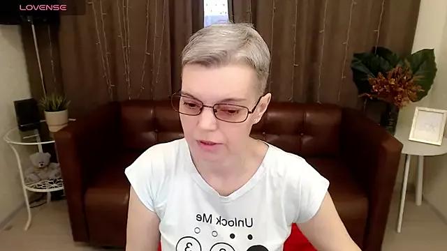 Check-out the world of girls and talk with our steaming hot slutz, bringing your desired characters to life with authentic apparel and cam streams.