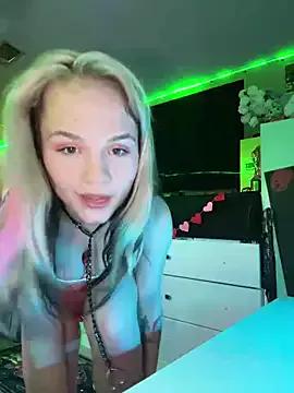 Check-out the world of girls and talk with our steaming hot slutz, bringing your desired characters to life with authentic apparel and cam streams.