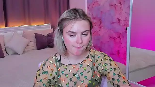 Daddys_Kitty from StripChat is Freechat