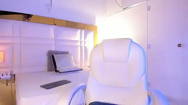 Danielaa_Gomez from StripChat is Freechat